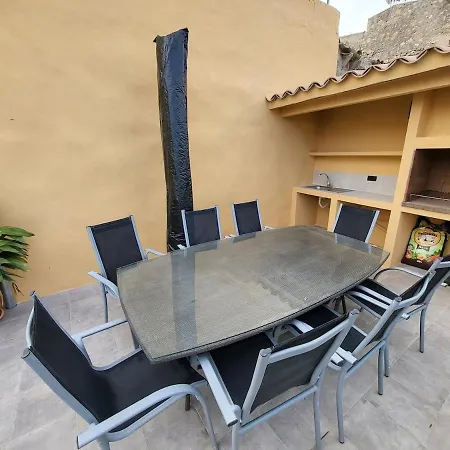 Newly Renovated House With Pool In Center Sineu (Mallorca)